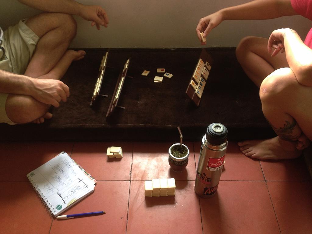 Saman Hostel Medellin Luaran gambar