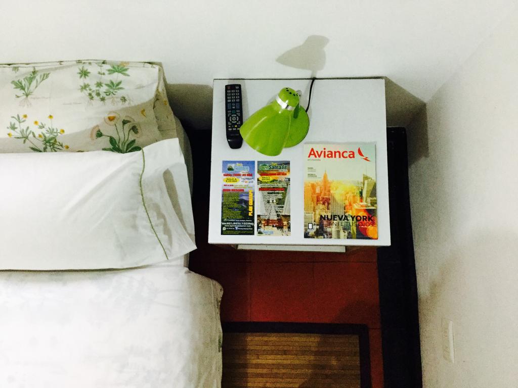 Saman Hostel Medellin Luaran gambar