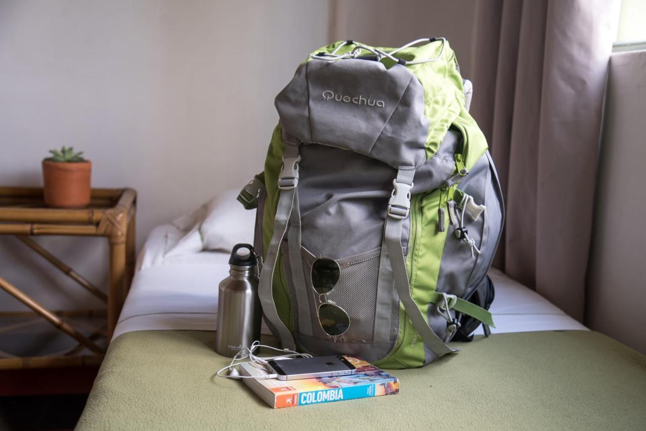 Saman Hostel Medellin Luaran gambar