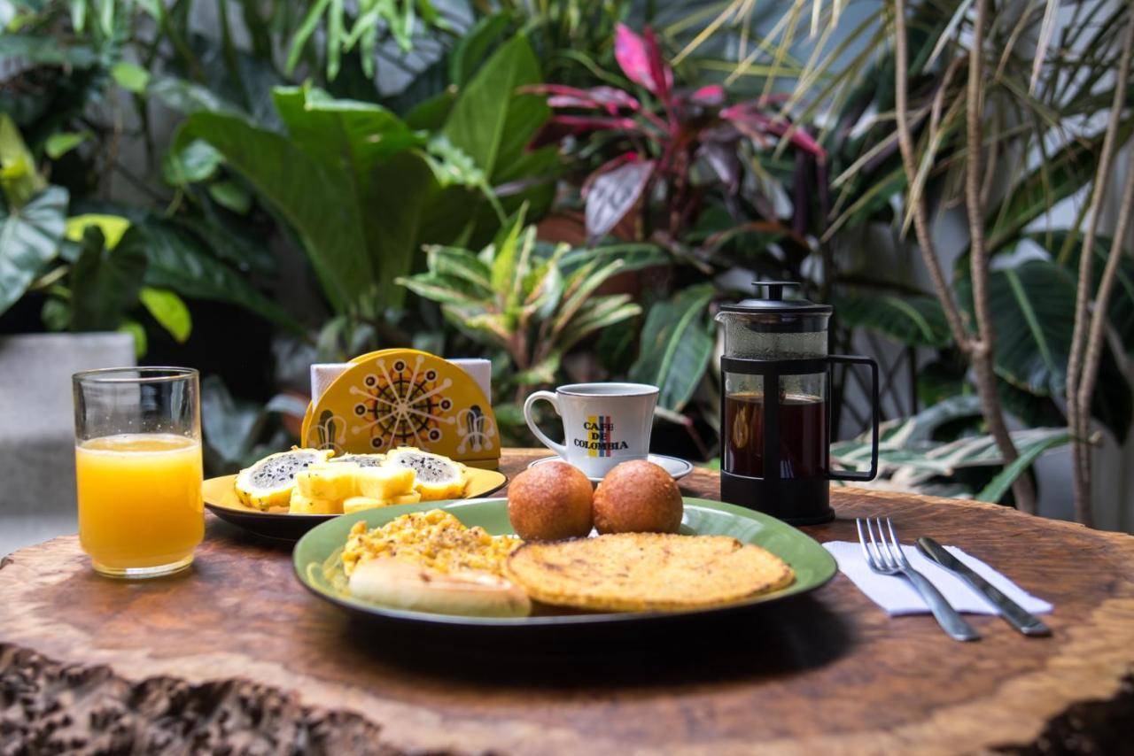 Saman Hostel Medellin Luaran gambar
